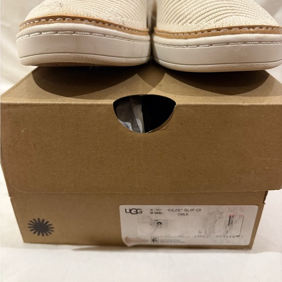 UGG Sammy Breeze 8 - Picture 3 of 8